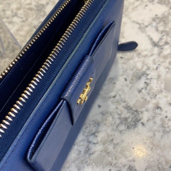 Prada Bow Wallet In Saffiano Leather EUC - Picture 11 of 16
